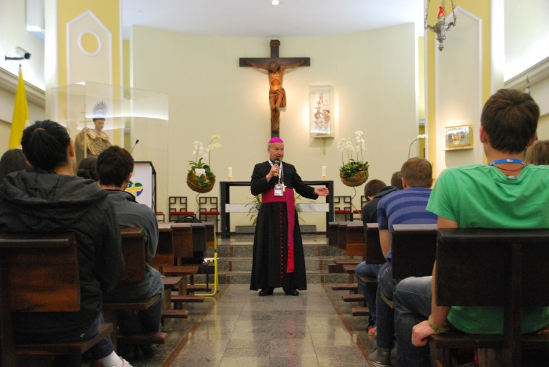 1. kateheza škofa Jamnika na SDM v Riu