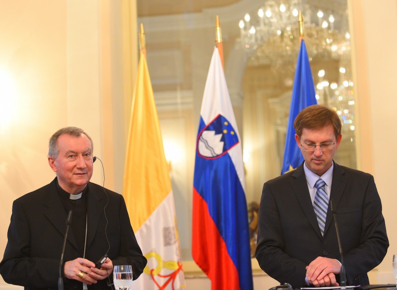 Srečanje kardinala državnega tajnika Pietra Parolina in predsednika Vlade RS dr. Mira Cerarja - Foto: Tatjana Splichal