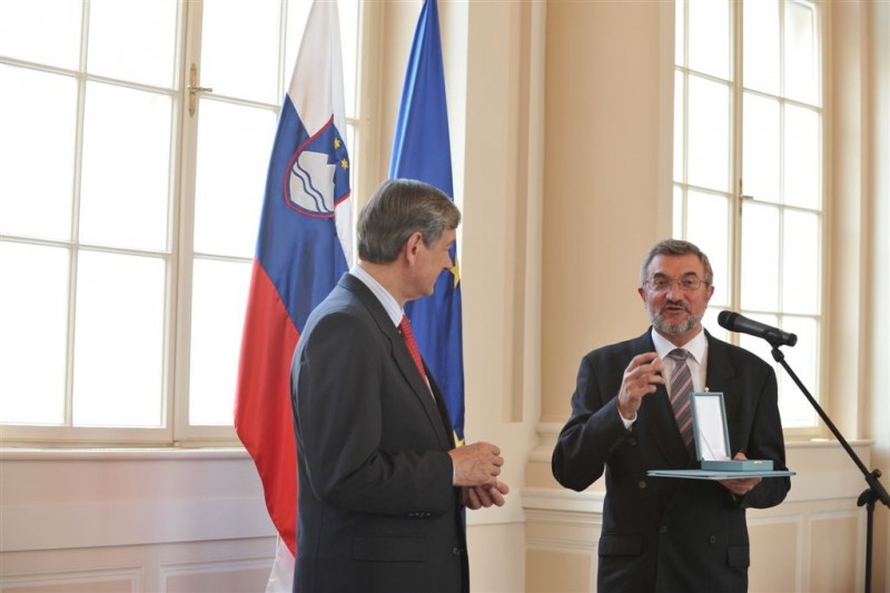 Predsednik republike dr. Danilo Türk in p. Ciril Božič - foto Tatjana Splichal