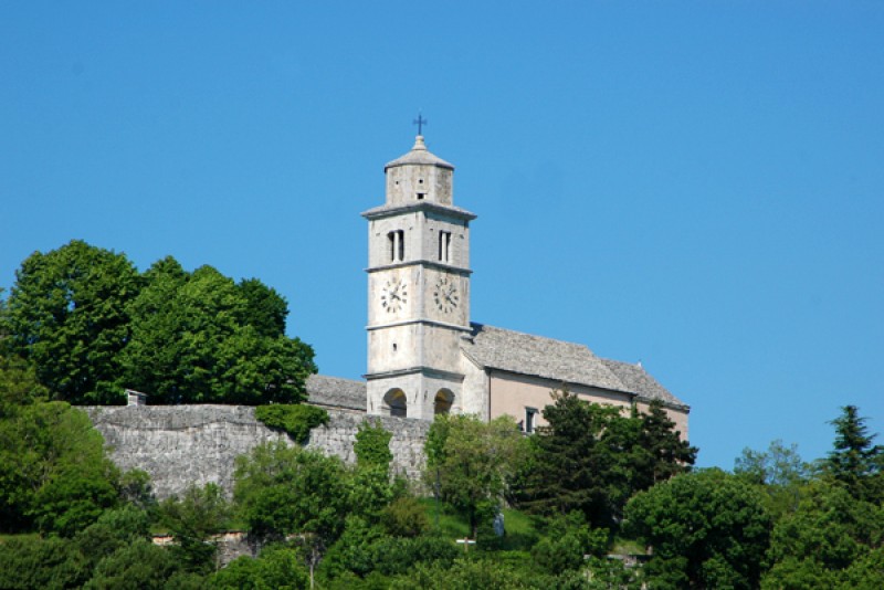 Župnijska cerkev Blažene Device Marije Vnebovzete na Repentabru - vir - Carso-Kras
