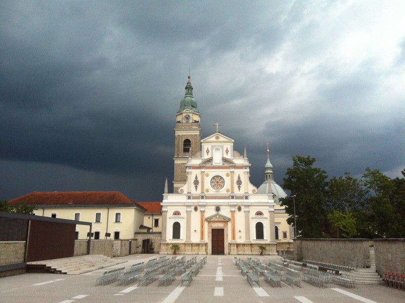 Bazilika Marije Pomagaj na Brezjah - foto - Bogdan Rus