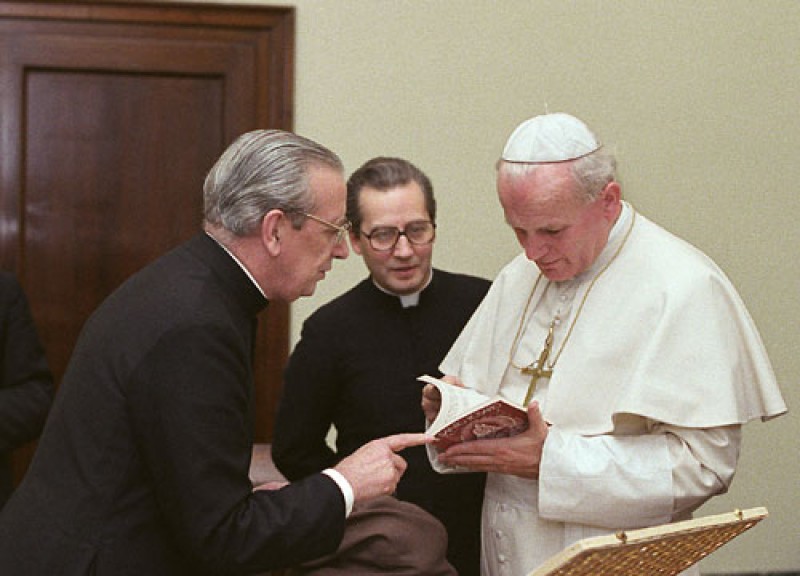Álvaro del Portillo - Echevarria - papež Janez Pavel II. - vir - splet