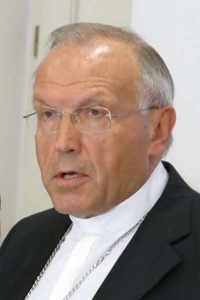 Nadškof Anton Stres