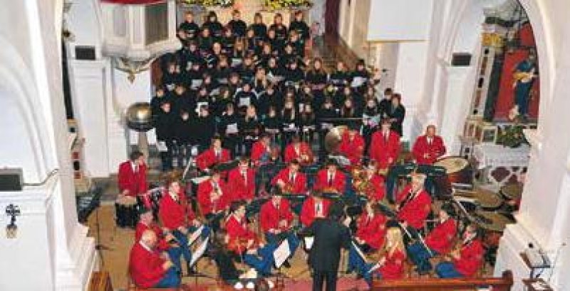 Združeni zbori z orkestrom
