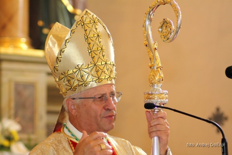 msgr. Andrej Glavan, novomeški škof