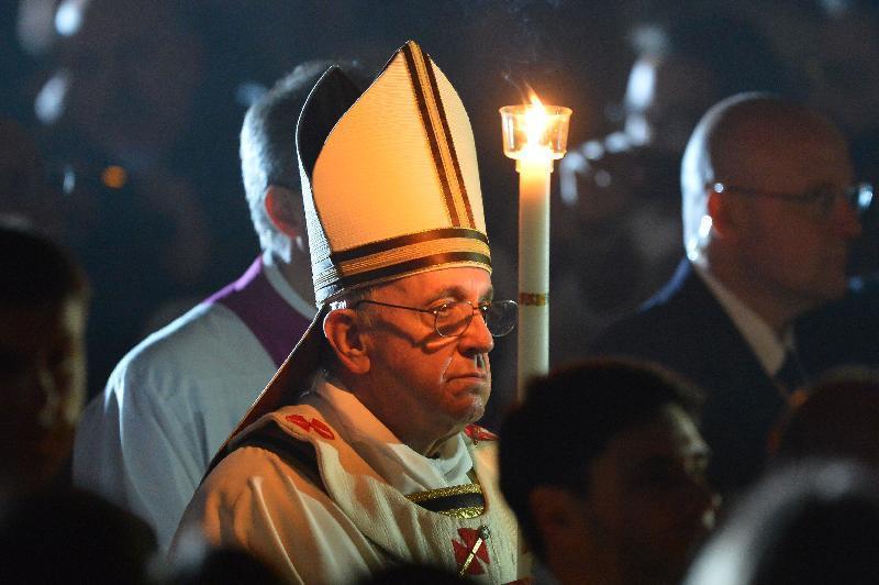 Papež Frančišek na veliko soboto 2014 - Foto: splet