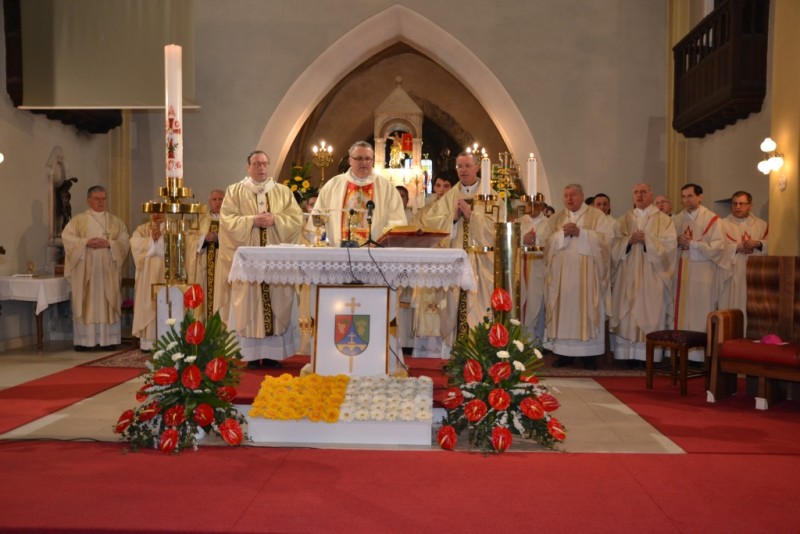 Sv. mašo je vodil murskosoboški škof msgr. dr. Peter Štumpf