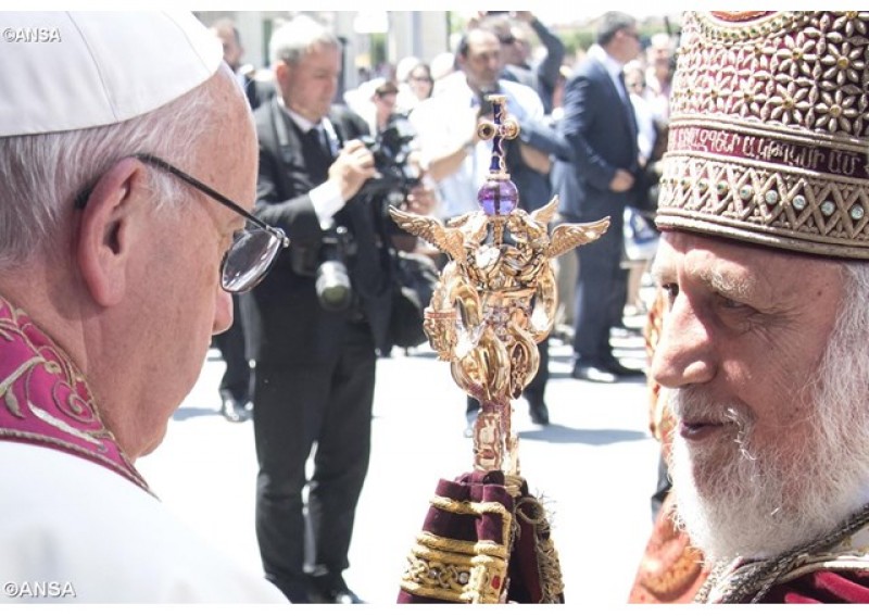 Papež Frančišek in Karekin II., katholikos vseh Armencev
