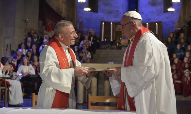 Papež Frančišek in Munib Younan, predsednik svetovne luteranske zveze - Foto: splet