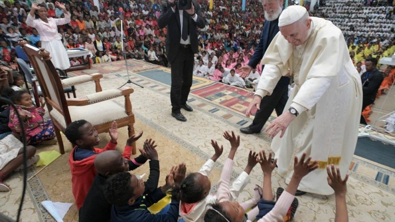 Papež Frančišek v Akamasoi na Madagaskarju - Foto: Vatican News