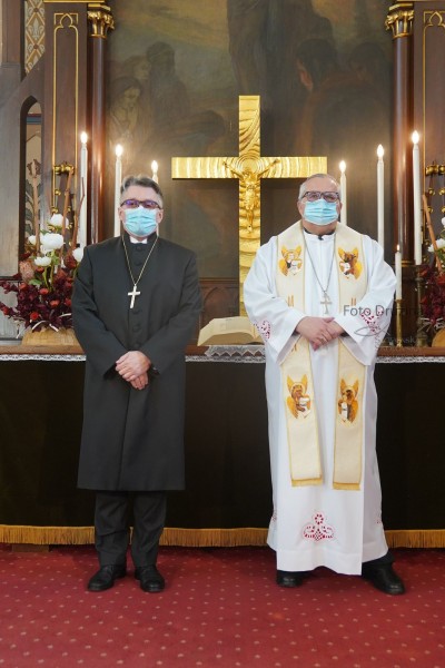 Fotografija je simbolična – Ekumensko bogoslužje v Murski Soboti s škofom Petrom Štumpfom in škofom Leonom Novakom – Foto: Družina