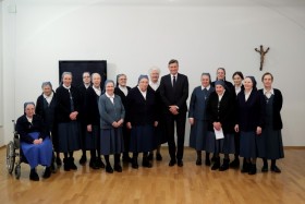 Borut Pahor kot prvi predsednik obiskal uršulinke