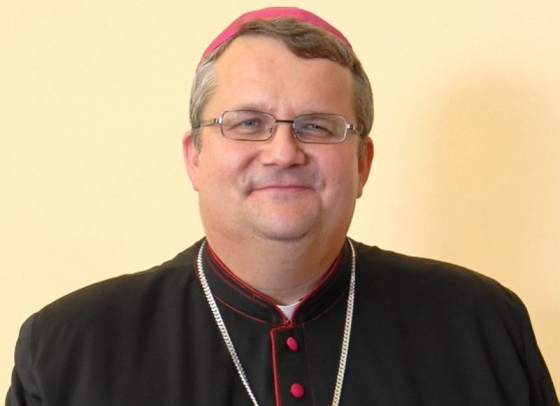 Škof msgr. Peter Štumpf, delegat na celinskem zasedanju sinode