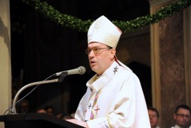 Nadškof Cvikl na Brezjah Radiu Ognjišče: 'Vaše poslanstvo je preroško poslanstvo'